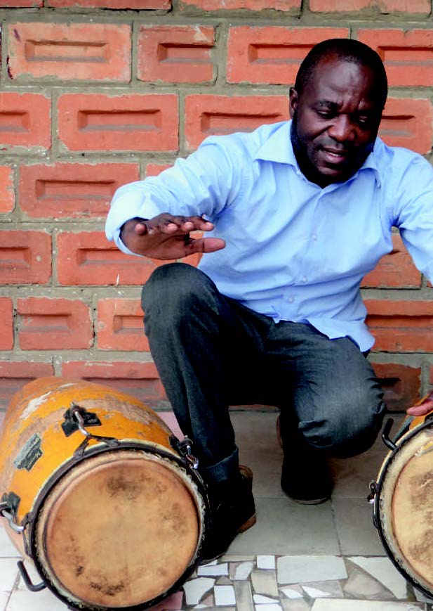 Magnum & la Compagnie Fleuve Congo – Le fou de la scène